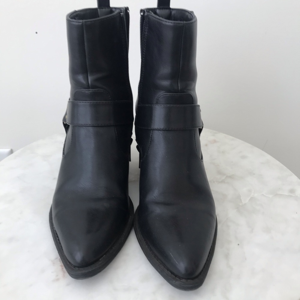 Faux Leather Forever21 chunky heel booties 7